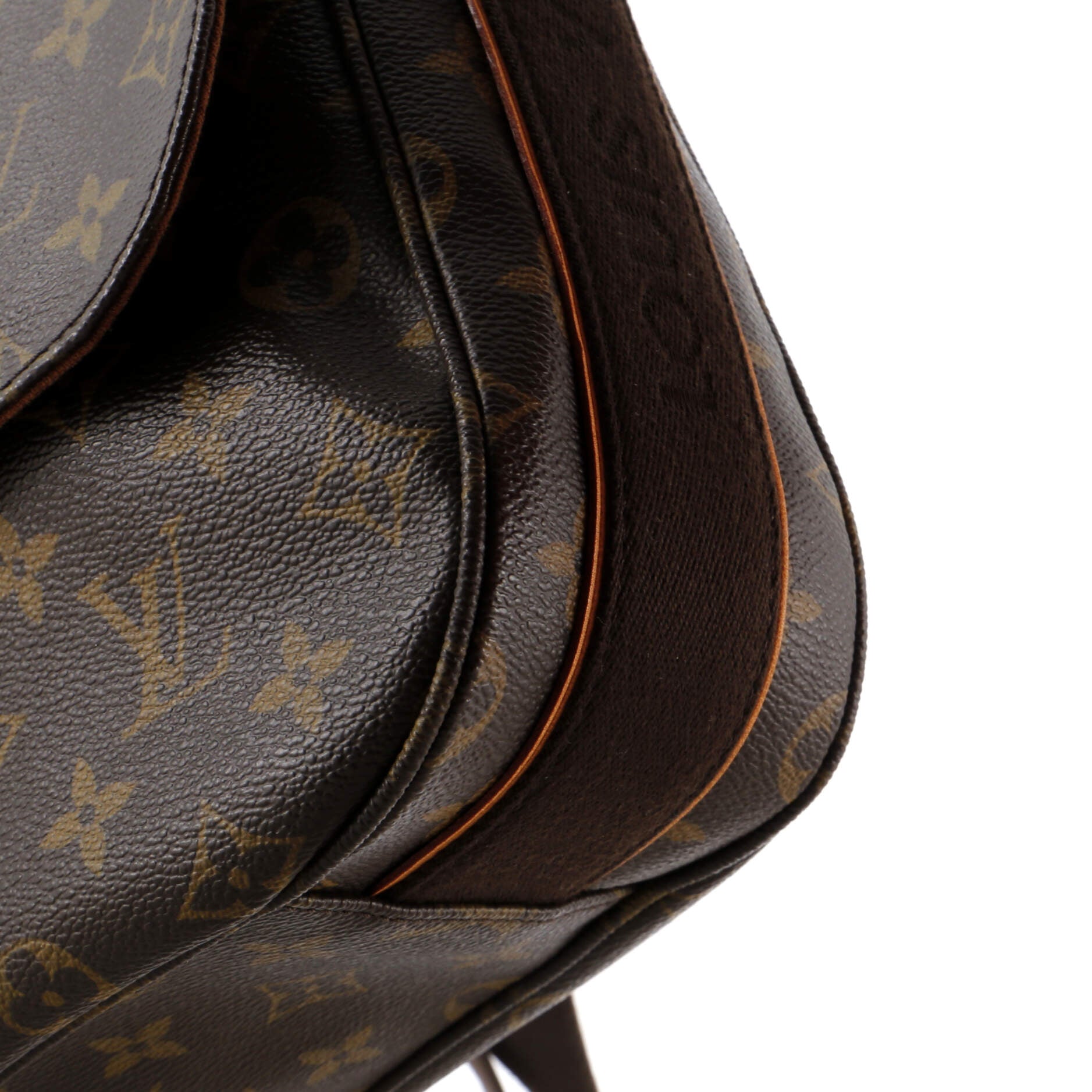 Beaubourg Messenger Bag Monogram Canvas MM