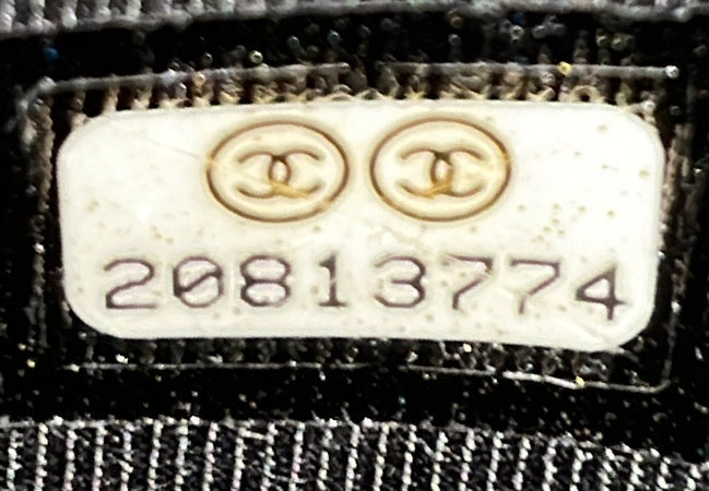 Double Stitch L-Yen Wallet Quilted Lambskin