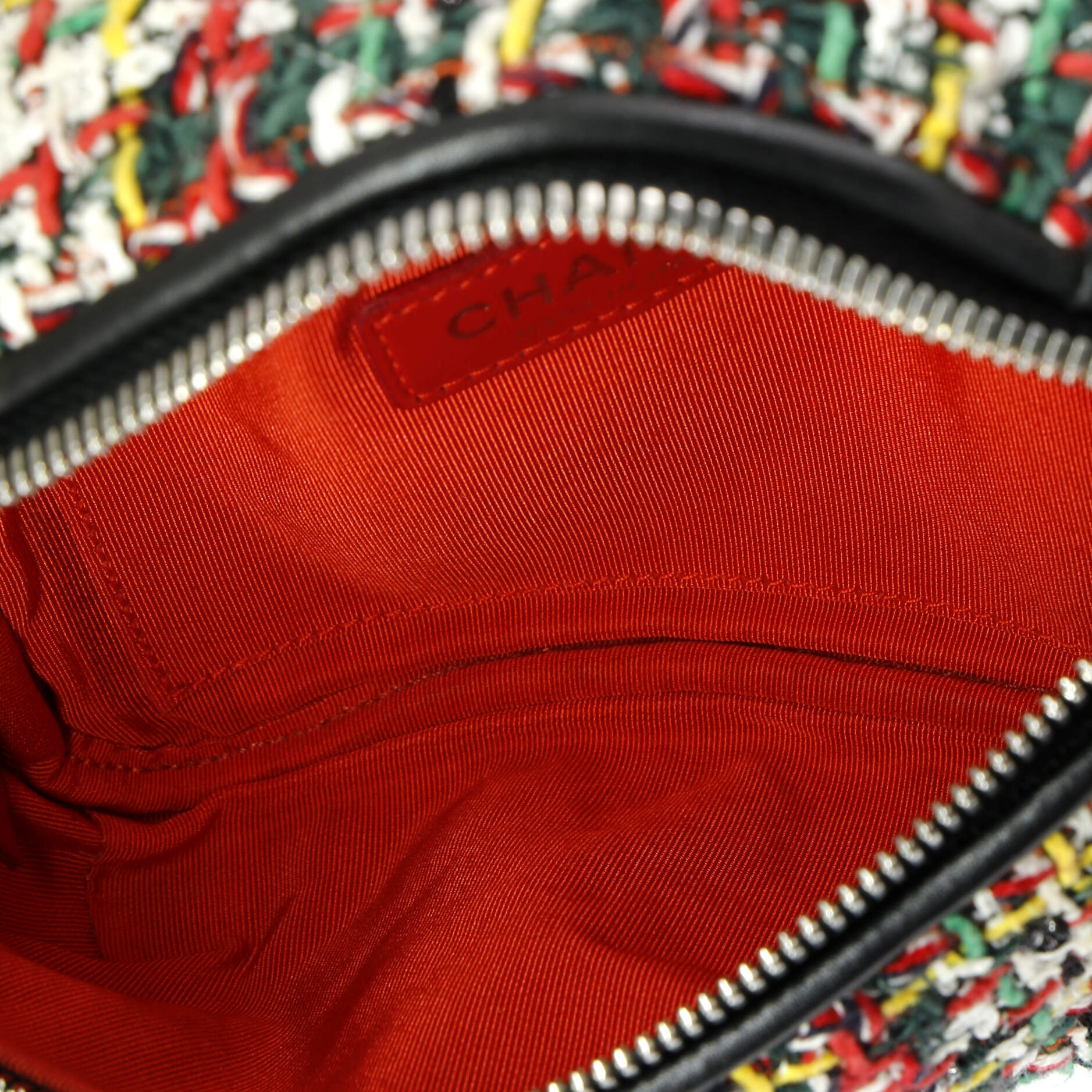 Street Allure Waist Bag Quilted Tweed