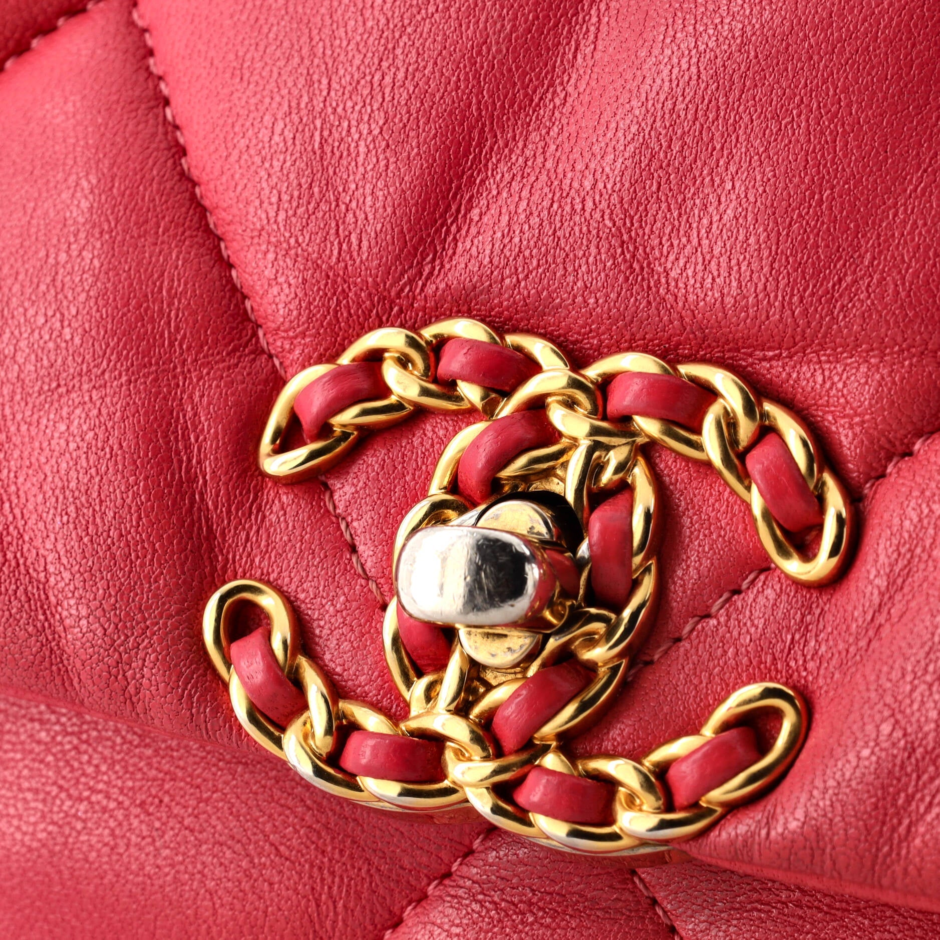 19 Flap Bag Quilted Leather Medium