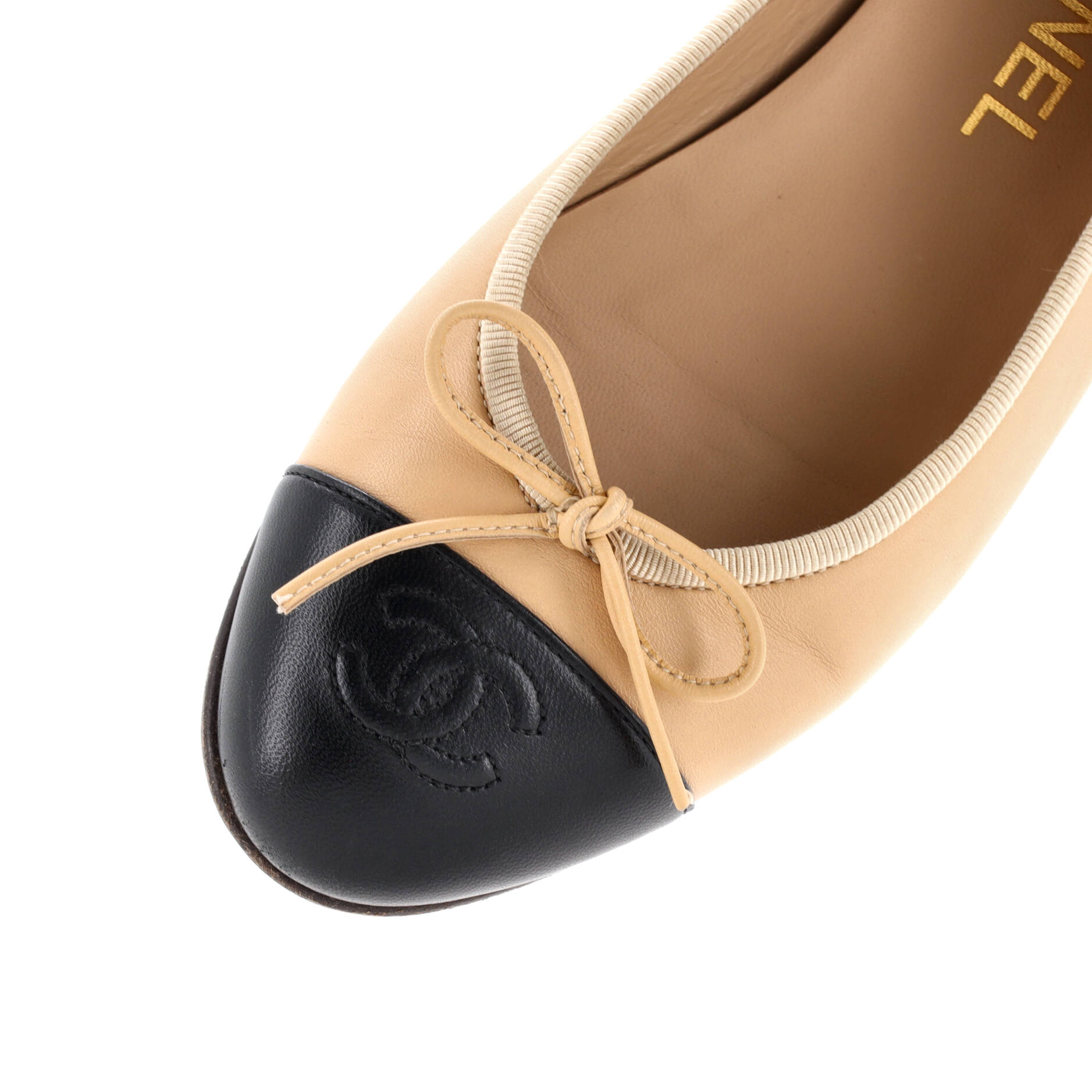 Women's CC Cap Toe Bow Ballerina Flats Leather