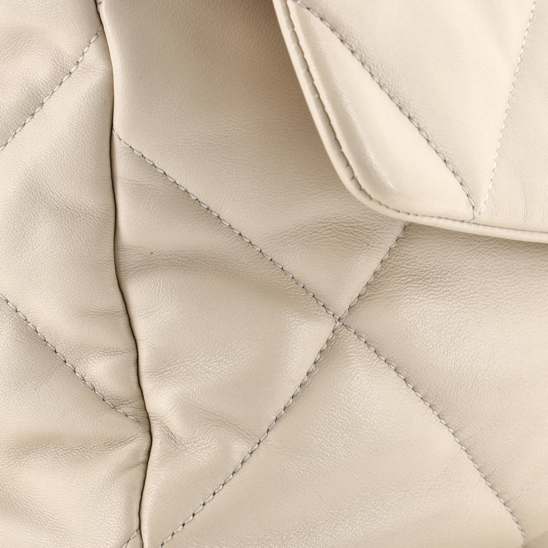 19 Flap Bag Quilted Leather Large