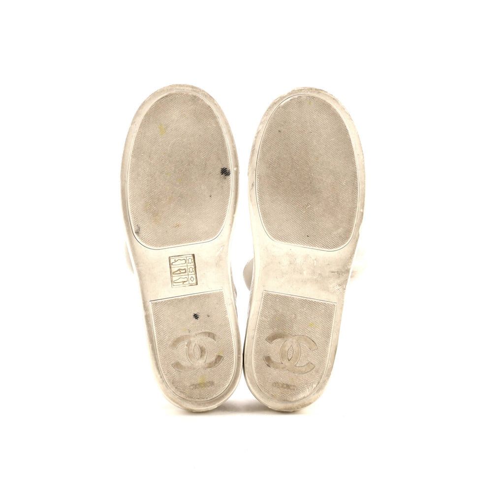 Women's CC Bow Low Top Sneakers Leather