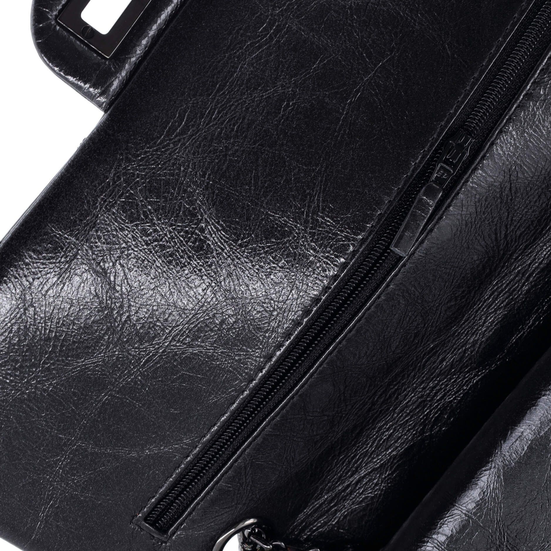 So Black Reissue 2.55 Flap Bag Quilted Glazed Calfskin 226