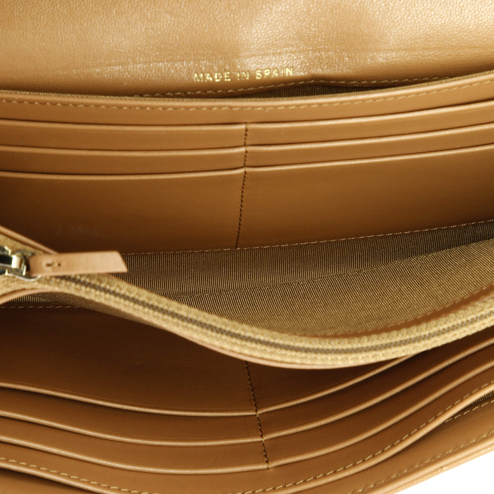 19 Flap Wallet Quilted Lambskin Long