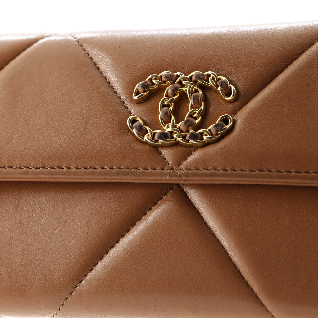 19 Flap Wallet Quilted Lambskin Long