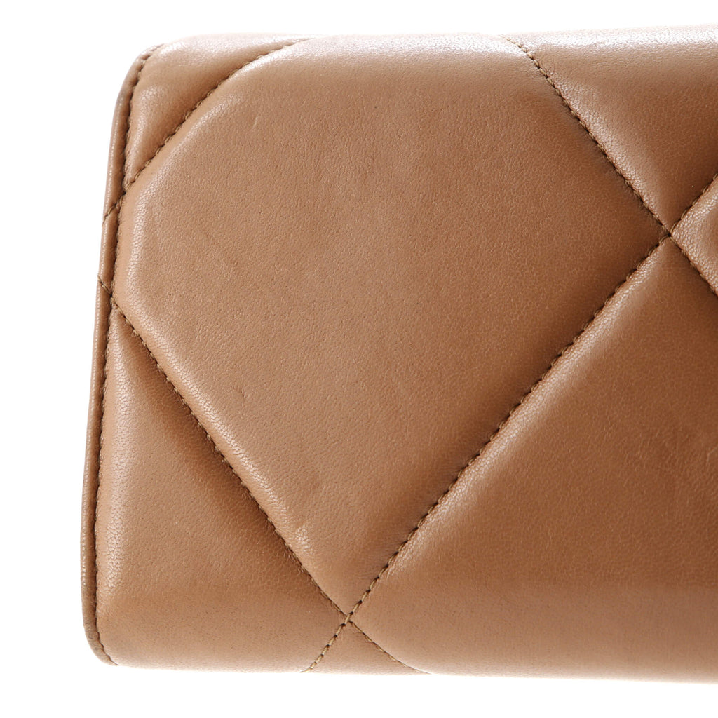 19 Flap Wallet Quilted Lambskin Long