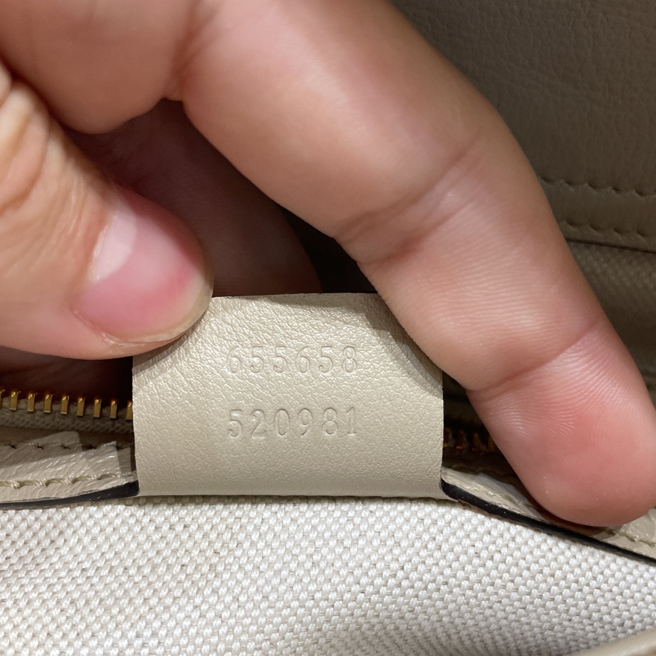 Diana NM Bamboo Handle Tote Leather Medium